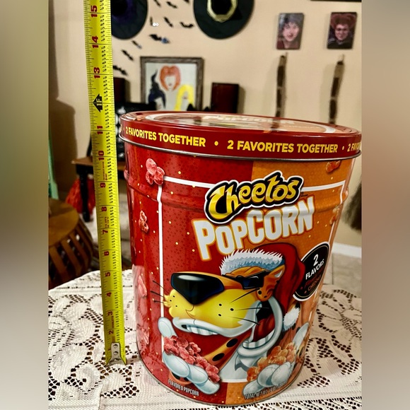 Chester Cheetah Cheetos Large Tin Canister - Popcorn Tin - Trash Can - Picture 7 of 7